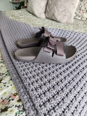 SZ 9 Chaco Chillos Slip-On Slide Sandals